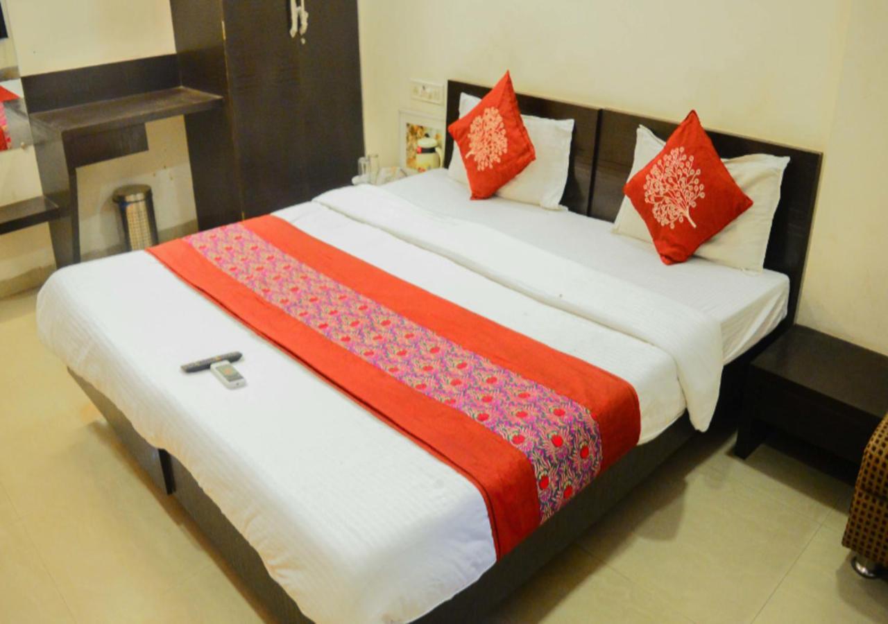 Hotel Royal Palace - 150 Meters From Mahakal Temple Ujjain Εξωτερικό φωτογραφία
